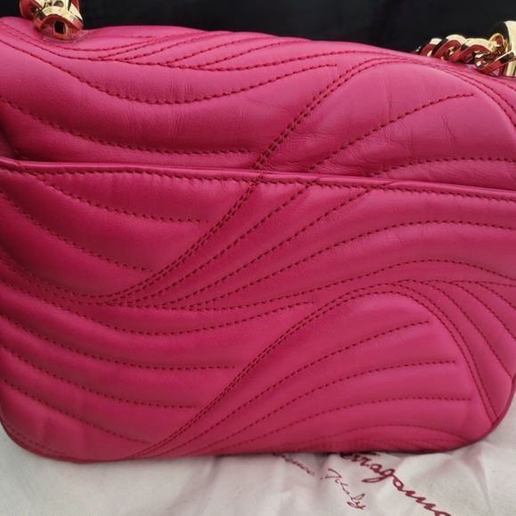 Salvatore Ferragamo Lexi Shoulder bag - Picture 6 of 8